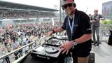 DJ- Smudo von den Fantastischen Vier legt vor dem Start lautstark auf