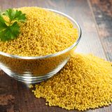 Platz 5: Hirse 5.000 Liter pro Kilogramm