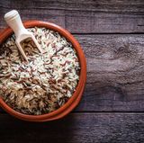 Platz 8: Roher Reis 3.470 Liter pro Kilogramm