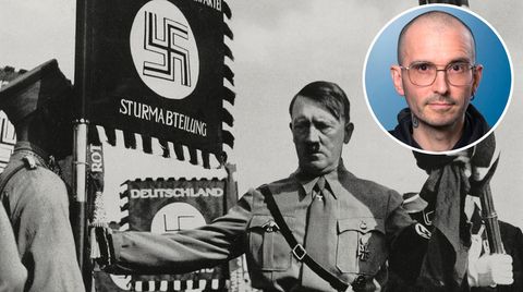 Der Kriminalbiologe Mark Benecke hat schon vor 15 Jahren Schädelfragmente von Adolf Hitler untersucht. Er ist sich sicher: Hitler ist tot "oder läuft ohne Kiefer in Argentinien rum".