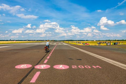 Flughafen Tempelhof im Sommer