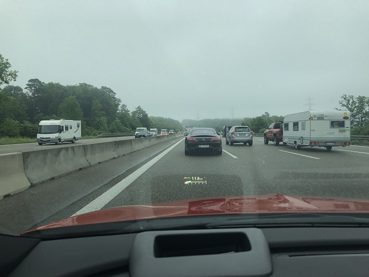 Auch das Head-Up-Display entspricht nicht modernen Standards