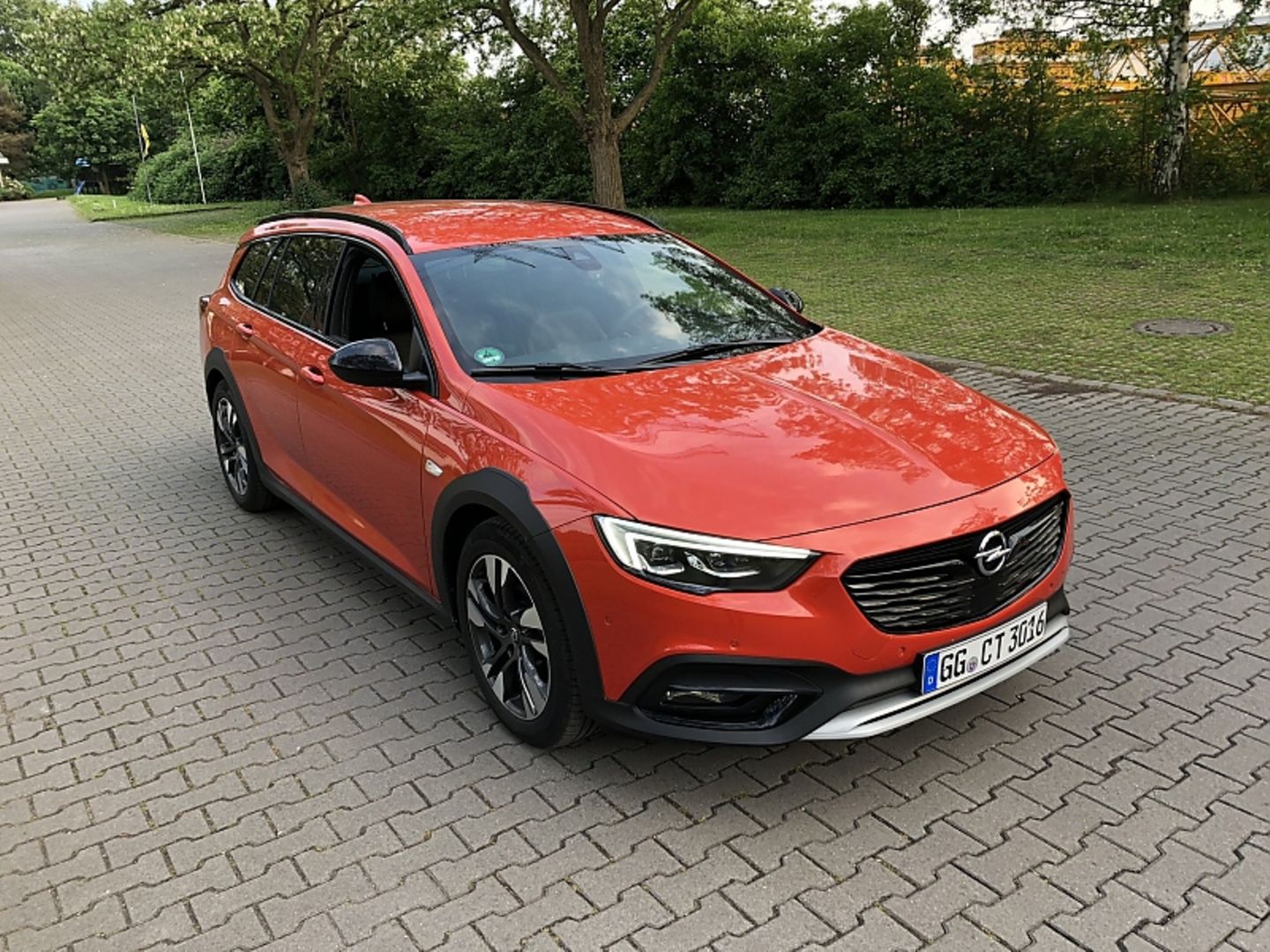 Der Opel Insignia Country Tourer ist fünf Meter lang