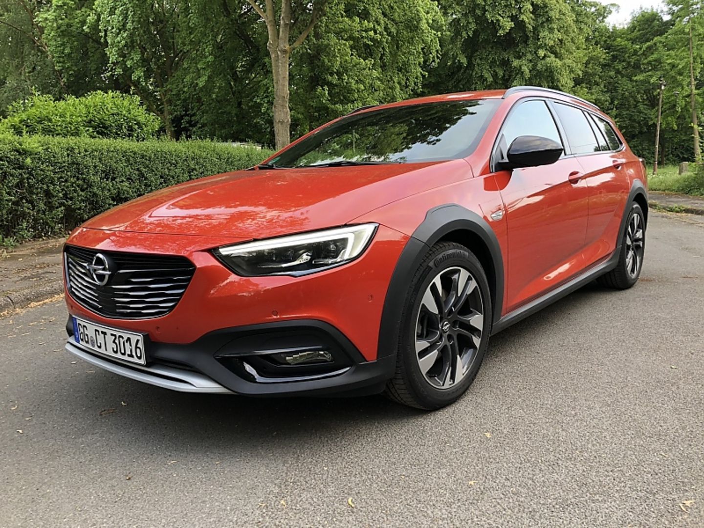Der Opel Insignia Country Tourer kostet in der getesteten Variante immerhin 59.940 Euro