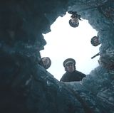 In diesem Loch wurde ein toter Schamane versenkt. Das war keine gute Idee.