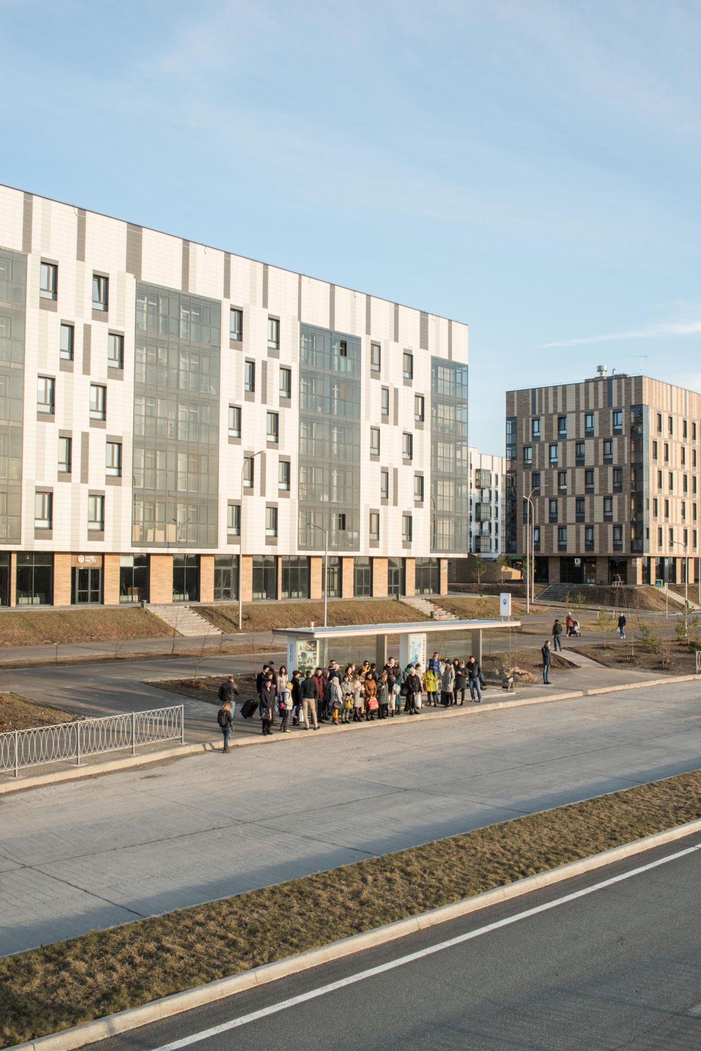 Innerhalb von nur drei Jahren entstanden hier die erste IT-Universität des Landes, eine Schule, ein IT-Gymnasium, ein Kindergarten, das Fitness-Zentrum und eine Poliklinik. 