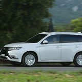 Der hintere Elektromotor leistet 70 kW / 95 PS, das sind zehn kW / 13 PS mehr