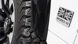 Die All Terrain Reifen gehören bei jedem Defender zum Programm