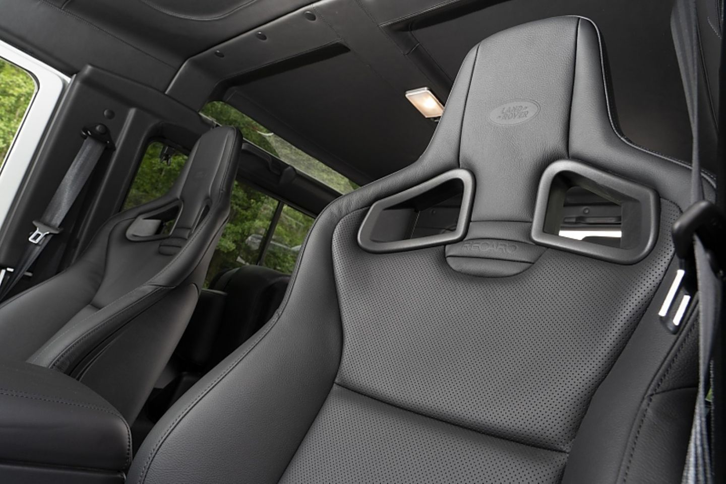 Recaro-Sportsitze sind ebenfalls verbaut