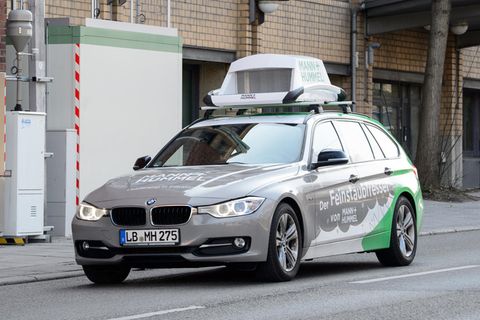 Ein "Feinstaubfresser" am Stuttgarter Neckartor