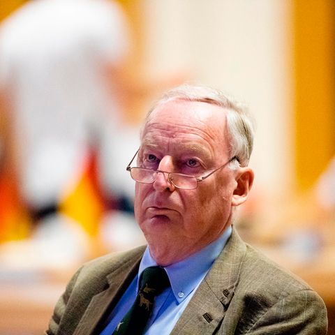 "Hetzer" und "Steigbügelhalter der neuen Nazis": AfD-Chef Alexander Gauland wird scharf kritisiert