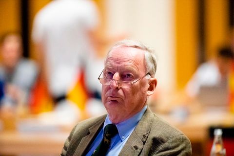"Hetzer" und "Steigbügelhalter der neuen Nazis": AfD-Chef Alexander Gauland wird scharf kritisiert