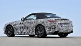 Das Dach gleicht in der Konzeption dem des Porsche 911: Unter dem Stoff befinden sich Platten