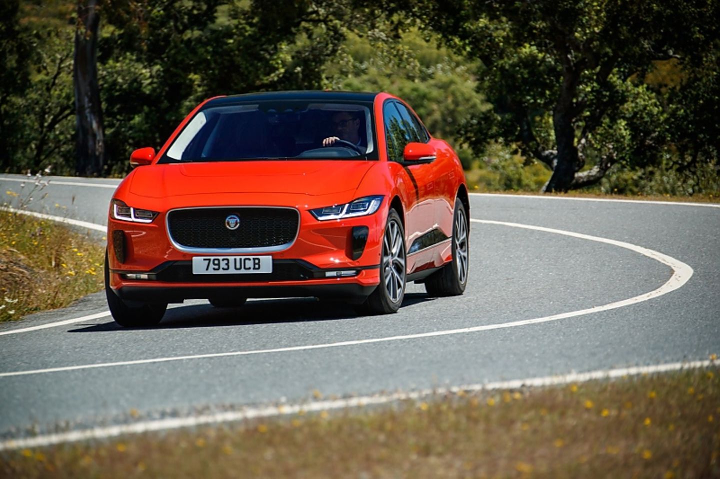 Jaguar I-Pace 400 AWD - die Kraftverteilung wird variabel zwischen den Achsen aufgeteilt