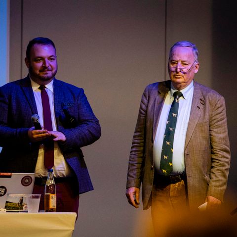 AfD-Nachwuchs singt gesamtes Deutschlandlied - um auf "Wurzeln" zu besinnen