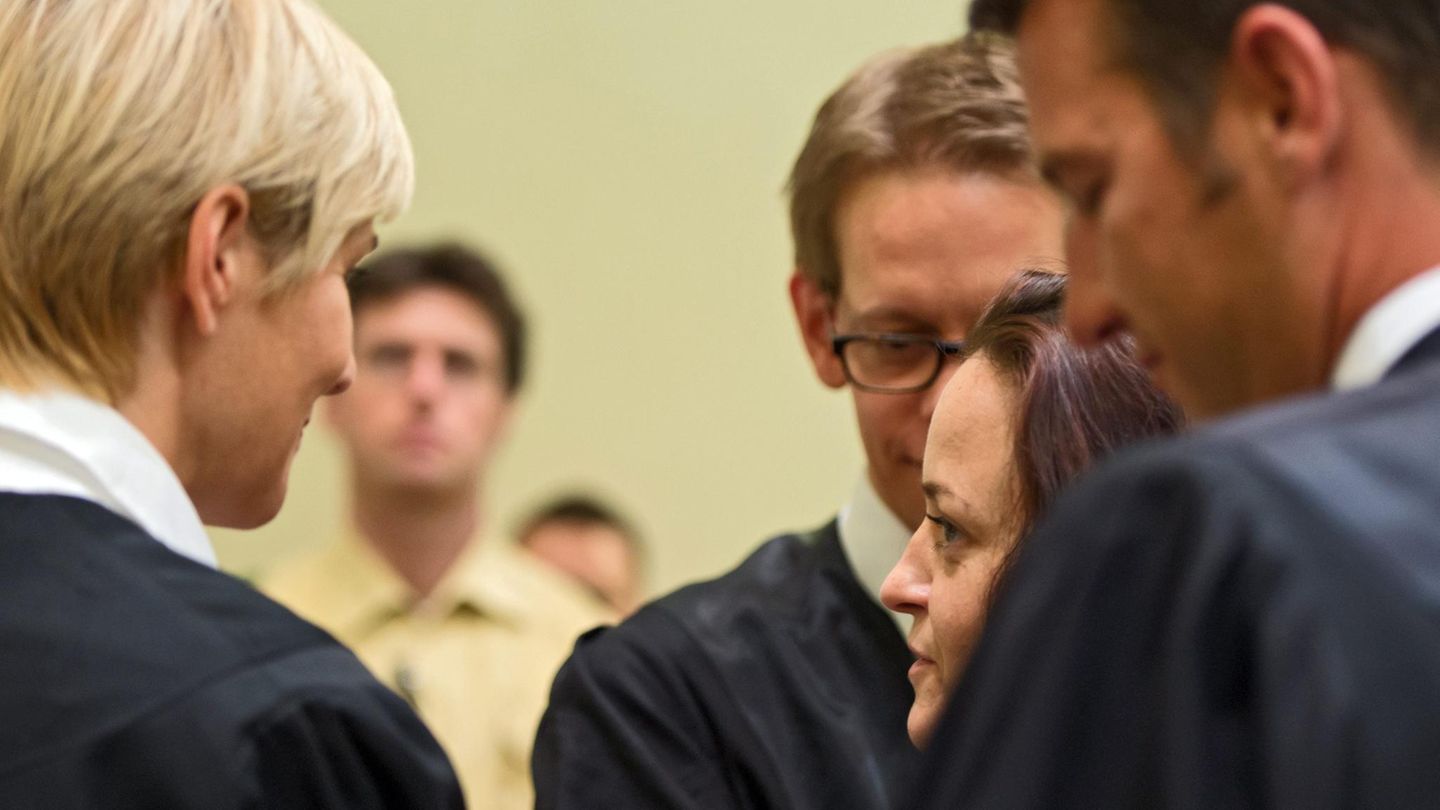 Letzte Plädoyers für Beate Zschäpe im NSU-Prozess