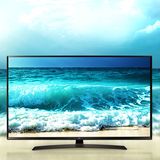 Mittelklasse-Preisknaller: LG UJ635V  Auch von LG empfiehlt Warentest ein Mittelklasse-Modell: Der LG UJ635V in 55 Zoll erreicht mit 4K und HDR gute Bildwerte, der Ton ist ebenfalls gut. Der Preis liegt aktuell bei nur 540 Euro.   Den vollständigen Test finden Sie gegen Gebühr auf Test.de