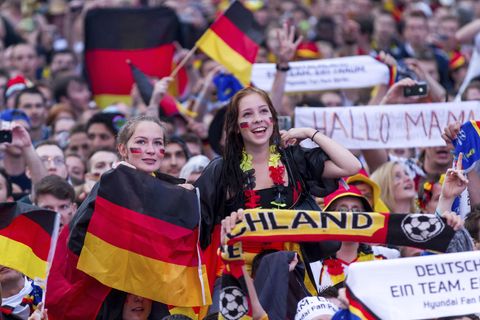 Deutschland-Fans beim Public-Viewing zur WM