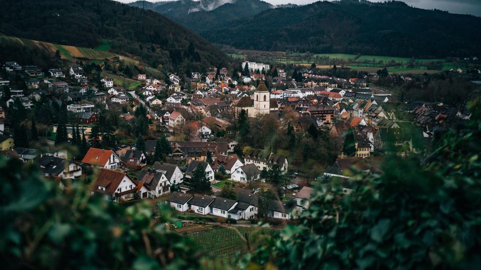 Missbrauchsfall: Staufen im Breisgau, 8000 Einwohner, unversehens im Zentrum eines Pädophilenringes Staufen im Breisgau, 8000 Einwohner, unversehens im Zentrum eines Pädophilenringes