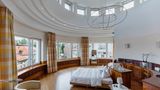 St. Gallen: Geschichtsträchtiges Turmzimmer  Von 1800 bis 1839 diente der Galli-Turm als Gefängnis. Dann wurde er abgerissen und erst während des Baus des Hotels Einstein wiedererrichtet. Seit Juni dient das Turmzimmer im Rahmen der Schweizer Pop-up-Hotels als nobles Gästezimmer.