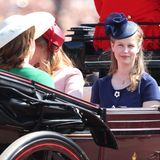 Lady Louise Windsor ist die Tochter von Prinz Edward uns seiner Frau Sophie. Bekanntheit erlangte die 14-Jährige als Blumenmädchen bei der Hochzeit von Prinz William und seiner Frau Kate.