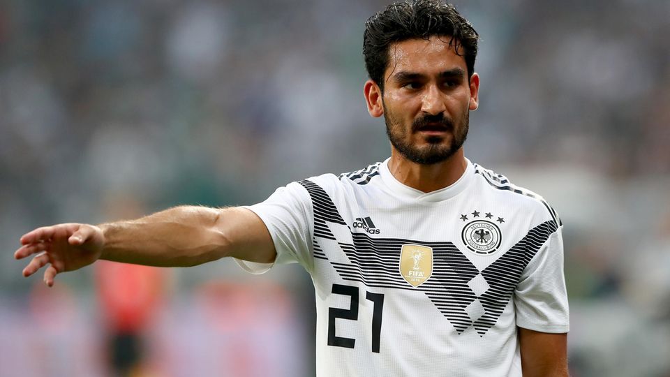 Gündogan meldet sich nach dem Pfeifkonzert zu Wort. Ein Bekenntnis zu seinem Heimatland. Das kommt nicht bei allen gut an.