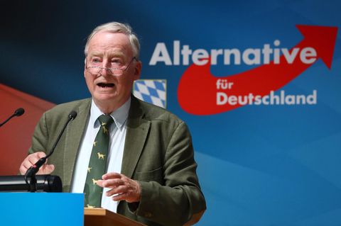Alexander Gauland spricht beim Parteitag der bayerischen AfD 