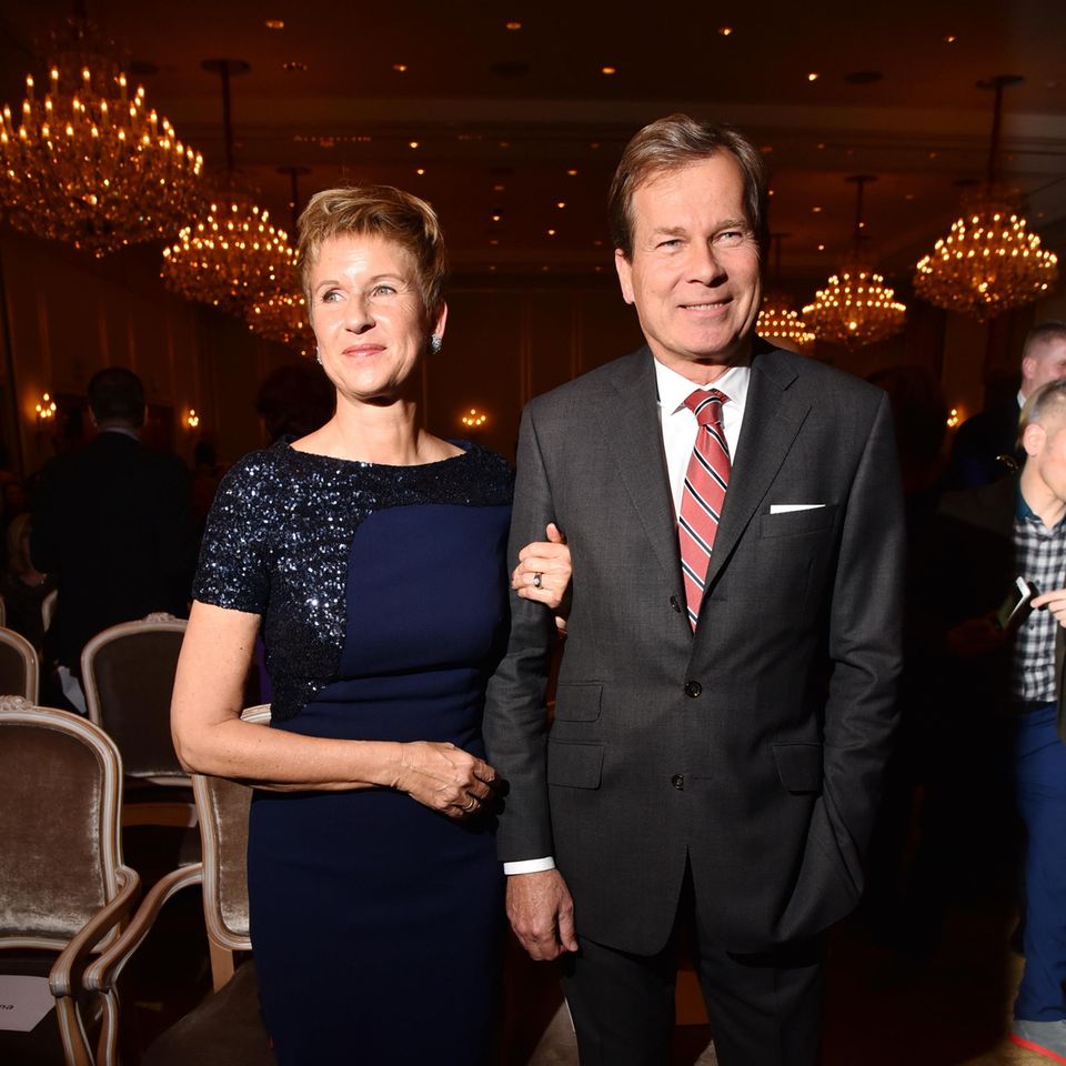 Milliardäre: Susanne Klatten ist BMW-Großaktionärin und die reichste Frau Deutschlands. Hier mit Ehemann Jan Klatten auf einer Preisverleihung. Susanne Klatten ist BMW-Großaktionärin und die reichste Frau Deutschlands. Hier mit Ehemann Jan Klatten auf einer Preisverleihung.