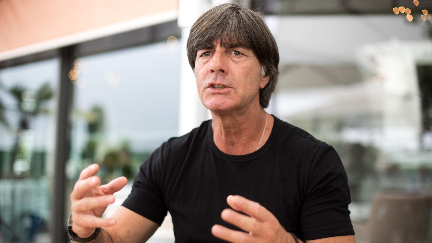 Bundestrainer Joachim Löw: "Wenn wir so viele kleine Fehler machen, sind wir nur eine durchschnittliche Mannschaft."