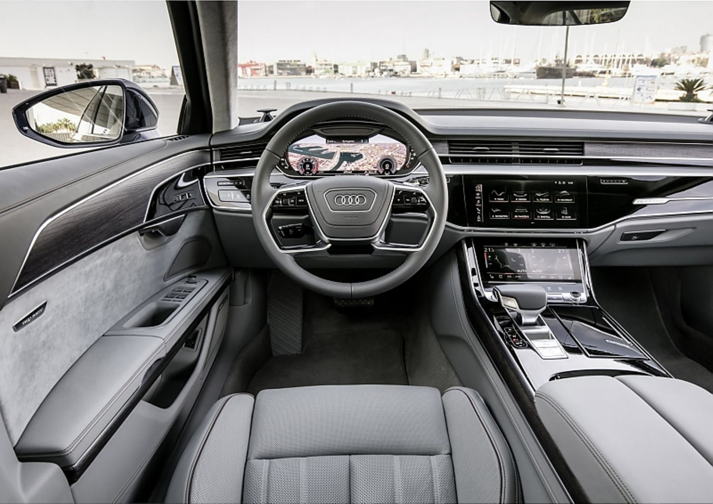 Audi A8 50 TDI Quattro - sehr übersichtlich