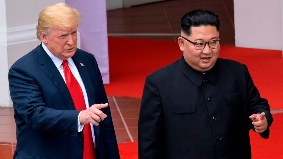 Donald Trump und Kim Jong Un während des Friedensgipfels in Singapur