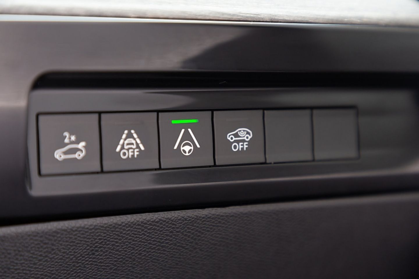 Peugeot 508 1.5 Blue HDI - es gibt eine Reihe von Fahrerassistenzsystemen