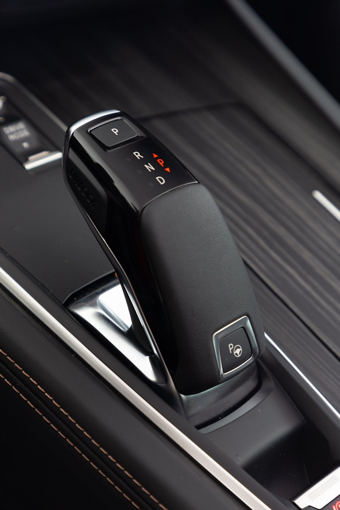 Peugeot 508 1.5 Blue HDI - wo ist die manuelle Gangwahl?