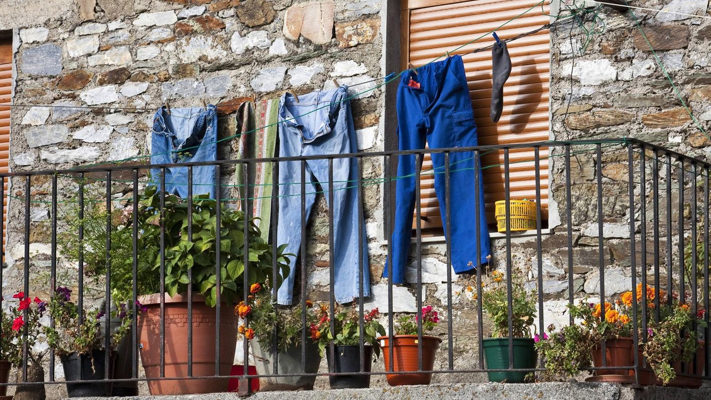 Wäscheprotest im englischen Colyton