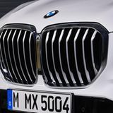 Der Kühlergrill des neuen BMW X5 ist deutlich wuchtiger als beim Vorgänger