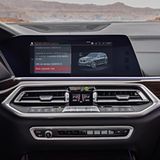 Das Display im Armaturenbrett des BMW X5 ist weiter gewachsen
