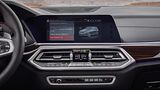 Das Display im Armaturenbrett des BMW X5 ist weiter gewachsen
