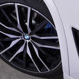 In die Radhäuser des BMW X5 passen auch 22-Zoll-Räder