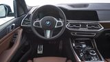 Das Cockpit im neuen BMW X5