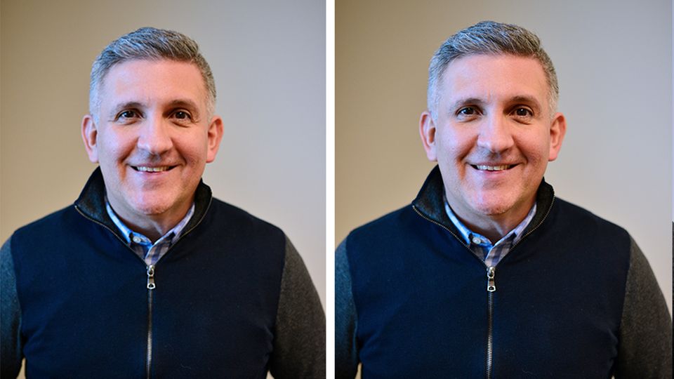 Psychologie: Einmal mit Falten um die Augen (links) und einmal ohne Falten (rechts): Welcher Ausdruck wirkt aufrichtiger? Einmal mit Falten um die Augen (links) und einmal ohne Falten (rechts): Welcher Ausdruck wirkt aufrichtiger?