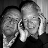 Der Mann mit den zwei Telefonen am Ohr ist Galerist Larry Gagosian, der auch Pigozzis Arbeiten ausgestellt hat