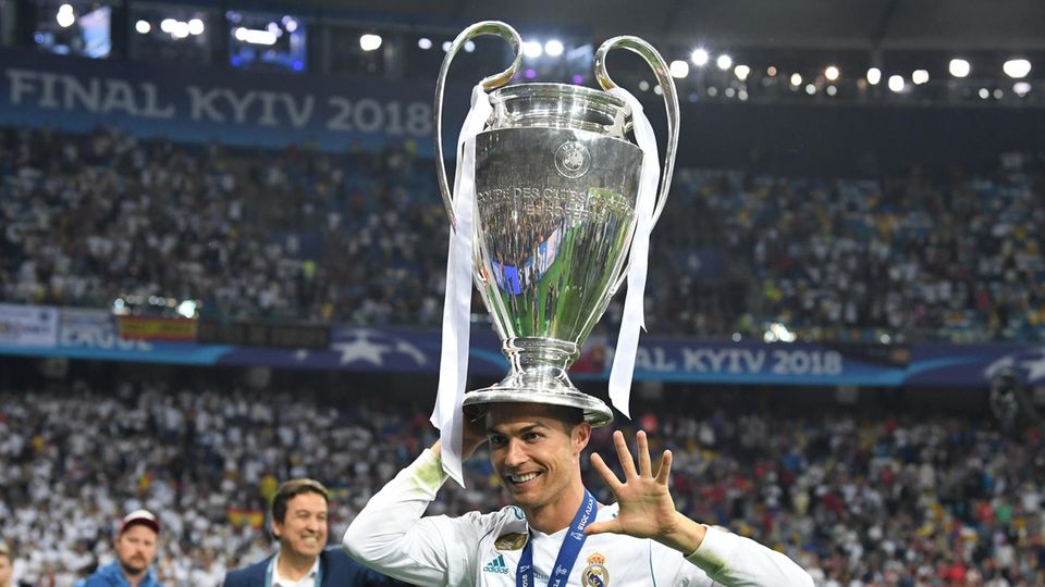 Champions-League-Finale 2018. Real Madrid schlägt Liverpool. Eine Pose fürs Foto