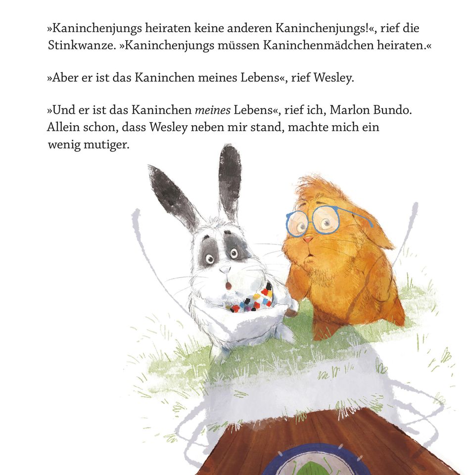 Marlon und Wesley schauen entsetzt zur Stinkwanze