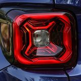 Die LED-Rückleuchten des Jeep Renegade 2018