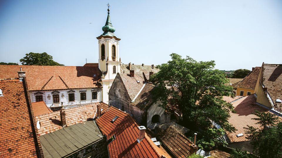 Szentendre in Ungarn: Das Dorf Szentendre hat eine pittoreske Altstadt – und gute Lángos, das ungarische Fast Food. Das Dorf Szentendre hat eine pittoreske Altstadt – und gute Lángos, das ungarische Fast Food.