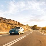 Der Mercedes EQ C Prototyp schafft auch mehrere Vollgas-Beschleunigungen