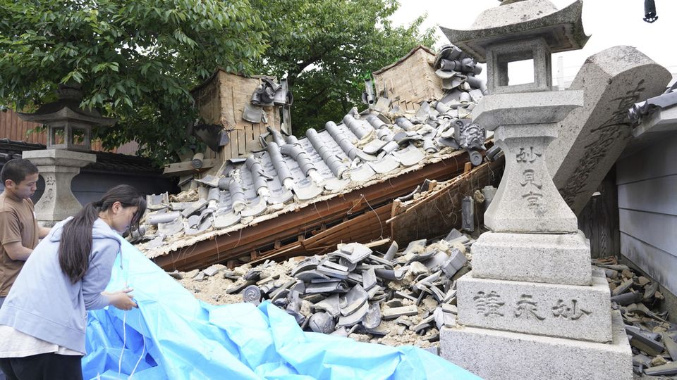 Ein schweres Erdbeben in Japan erschütterte die Region Osaka