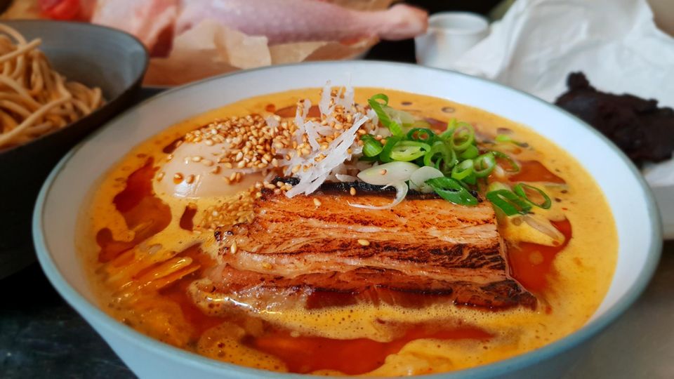 Food-Trend: Ramen: Warum sie die Nudelsuppe aus Japan unbedingt probieren sollten Food-Trend: Ramen: Warum sie die Nudelsuppe aus Japan unbedingt probieren sollten