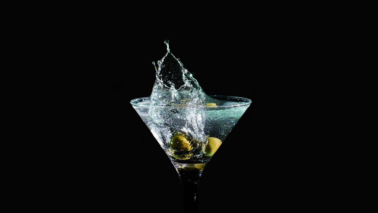 Platz 4: Dry Martini  Einmal wie James Bond trinken. Starten Sie mit einem Martini. Mehr zu James Bonds Lieblingsdrink erfahren Sie hier!