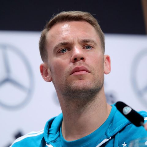 Manuel Neuer bei der Pressekonferenz